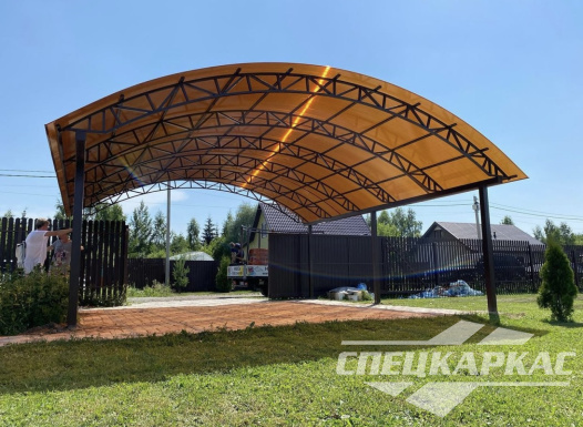 Усиленный металлический навес из поликарбоната для автомобилей №19 1260