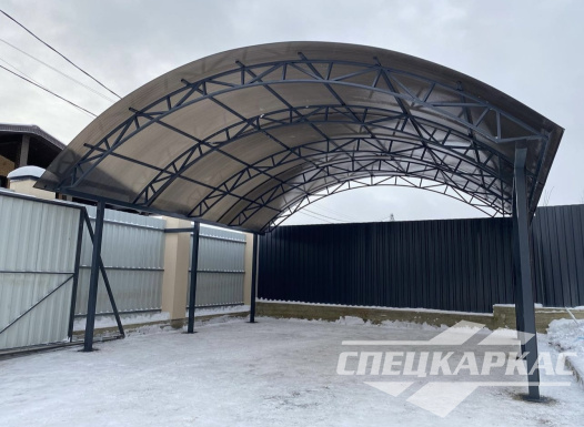 Навес из поликарбоната 6х6 для авто с закрытой боковой стенкой №53 1591