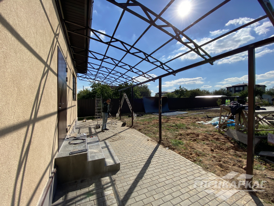 Навес из поликарбоната к дому для террасы №80 2