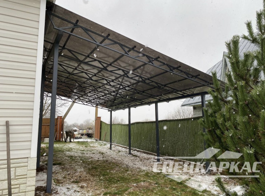 Навес для автомобиля примыкающий к дому №66 1722