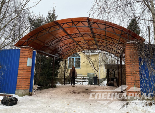 Металлический усиленный навес из поликарбоната для автомобиля №50 1560
