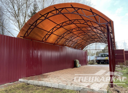 Навес из поликарбоната для парковки двух автомобилей друг за другом №36 1424