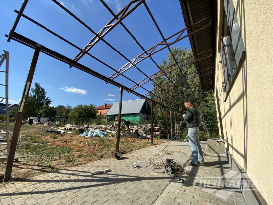 Навес из поликарбоната к дому для террасы №80 3