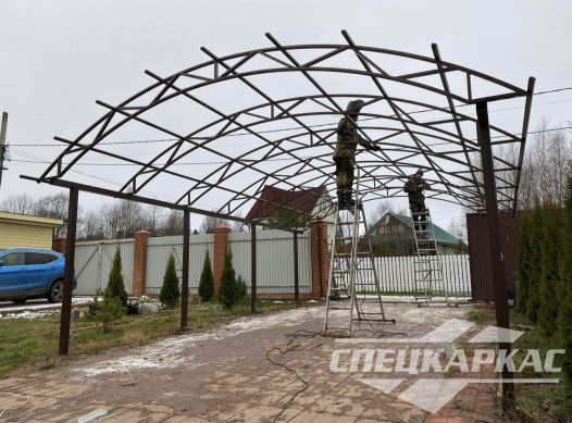 Навес из поликарбоната над парковочным местом №63 1687