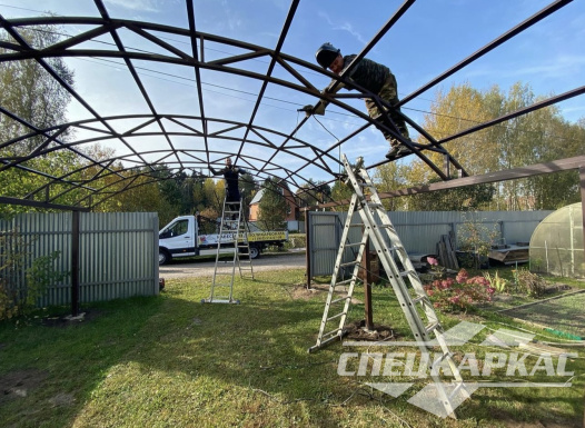 Навес из поликарбоната перед гаражом №82 1877