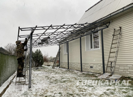 Навес для автомобиля примыкающий к дому №66 1718