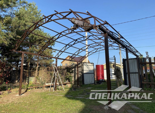 Навес для авто из поликарбоната №84 1899