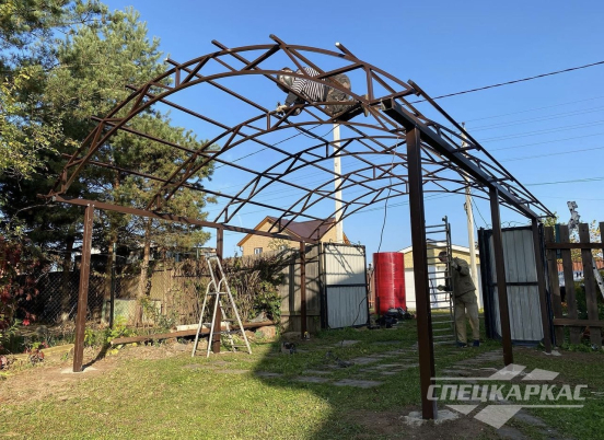 Навес для авто из поликарбоната №84 5