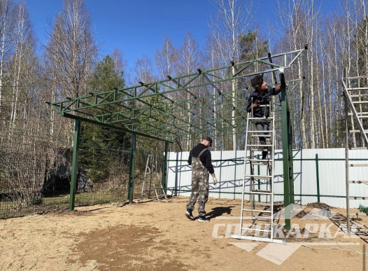 Односкатный навес из профнастила для автомобиля №37 1431