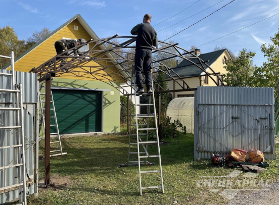 Навес из поликарбоната перед гаражом №82 2