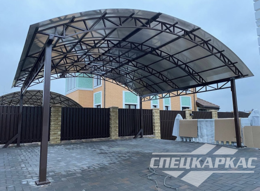 Навес на две машины из поликарбоната усиленный №77 1831