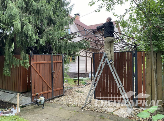 Навес для автомобилей на даче №94 1996