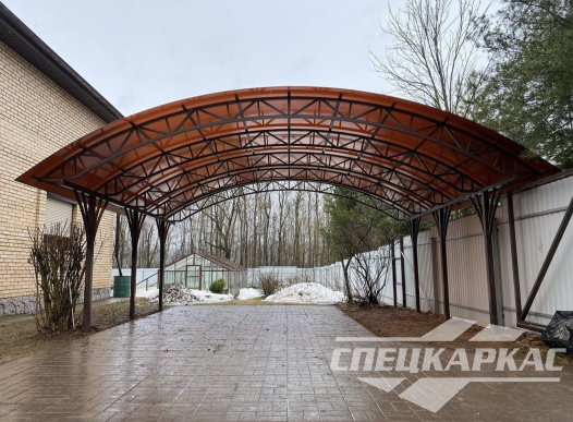 Навес из поликарбоната на 2 машины с усиленной стропильной системой №43 1495