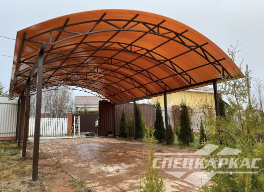 Навес из поликарбоната над парковочным местом №63 1691