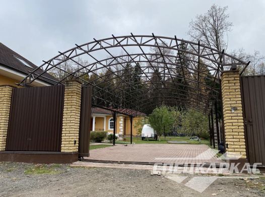 Навес из поликарбоната на 4 автомобиля №52 1576