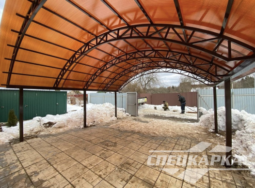 Арочный навес из поликарбоната для парковки двух автомобилей №6 1131