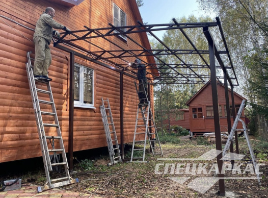 Навес для автомобиля к дому из поликарбоната №86 1918