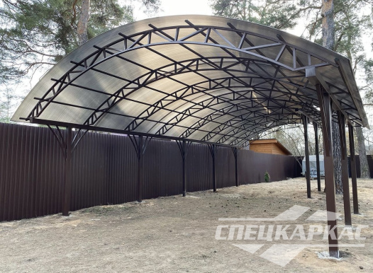 Навес из поликарбоната для автомобилей с измененной геометрией №39 1450