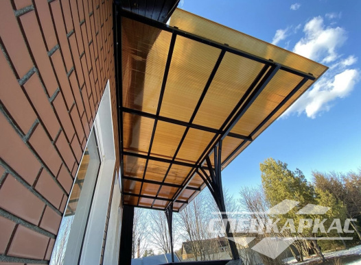 Навес над балконом из поликарбоната №45 1514