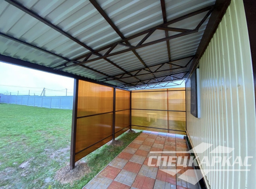 Навес из профнастила к дому №31 1378