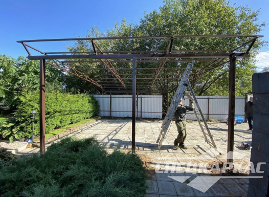 Односкатный навес из поликарбоната (скат за забор) №92 1980