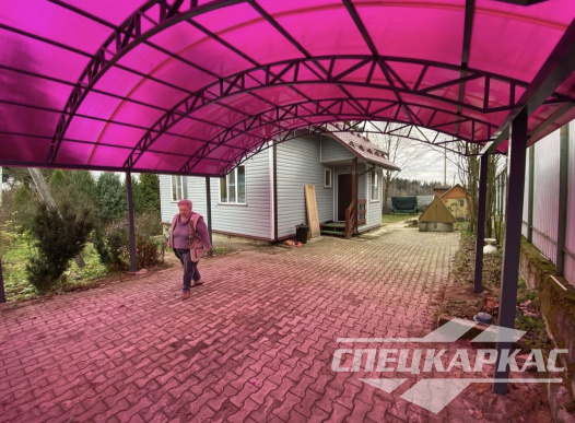 Усиленный навес из поликарбоната арочного типа для парковки двух автомобилей №74 1802