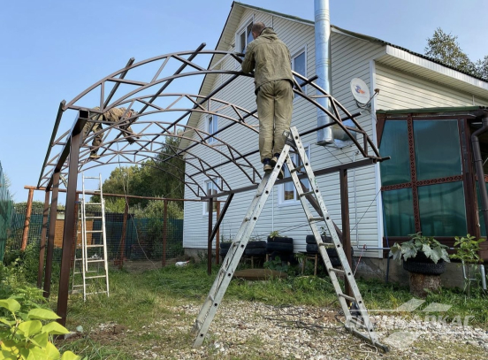 Навес из поликарбоната для одного автомобиля №89 3