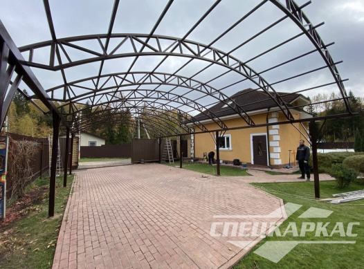 Навес из поликарбоната на 4 автомобиля №52 1578