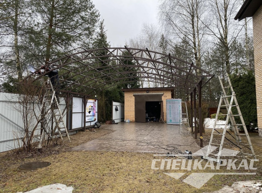 Навес из поликарбоната на 2 машины с усиленной стропильной системой №43 1494