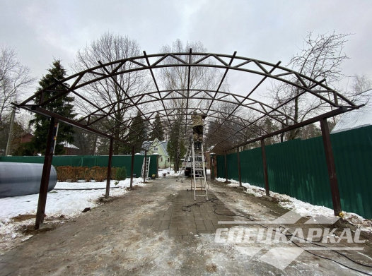 Металлический навес с поликарбонатом №61 1667