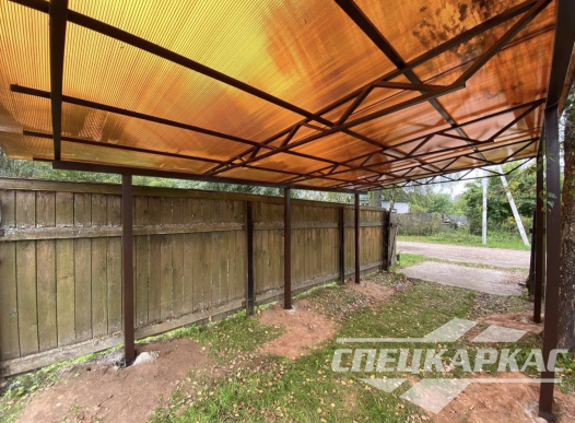 Прямой односкатный навес из поликарбоната для машины №97 2033