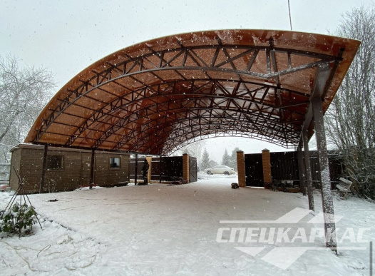 Большой, усиленный навес для автомобилей из поликарбоната №60 1655