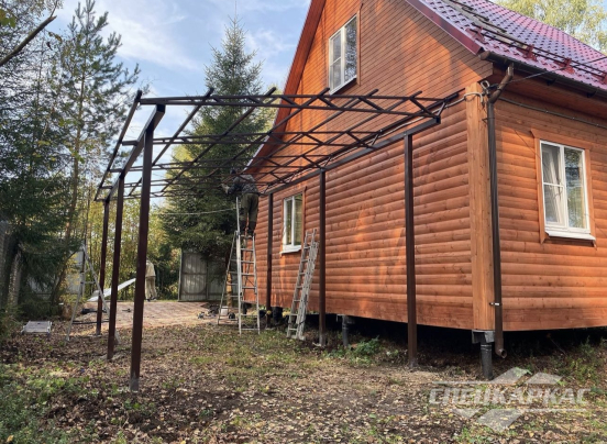 Навес для автомобиля к дому из поликарбоната №86 3