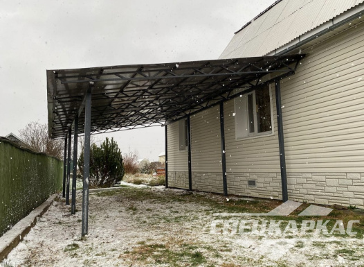 Навес для автомобиля примыкающий к дому №66 1720