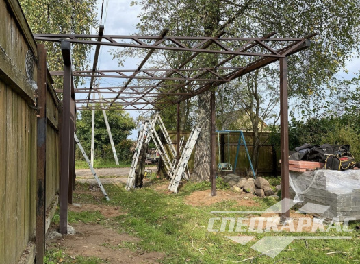 Прямой односкатный навес из поликарбоната для машины №97 2028