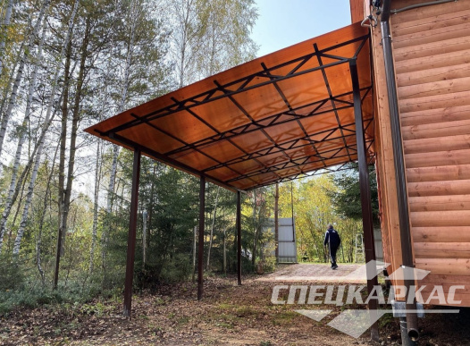 Навес для автомобиля к дому из поликарбоната №86 1922