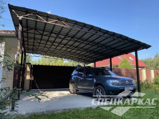 Навес из металлочерепицы односкатно-арочного типа для автомобилей №15 1214