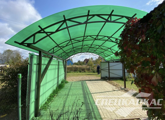 Навес из поликарбоната для машины усиленный №99 2052