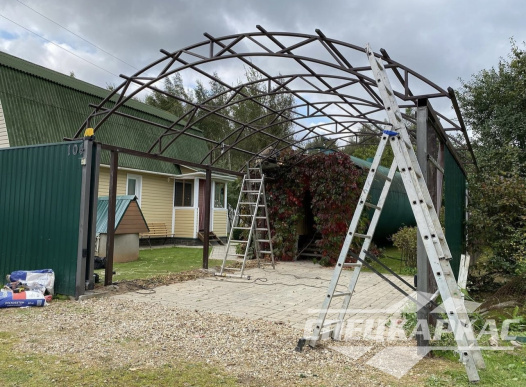 Навес из поликарбоната для машины усиленный №99 2046