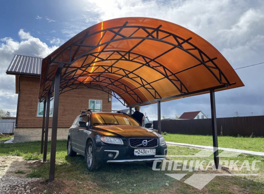 Навес для машины из поликарбоната №34 1406
