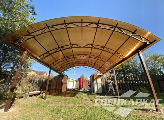 Навес для авто из поликарбоната №84 1904