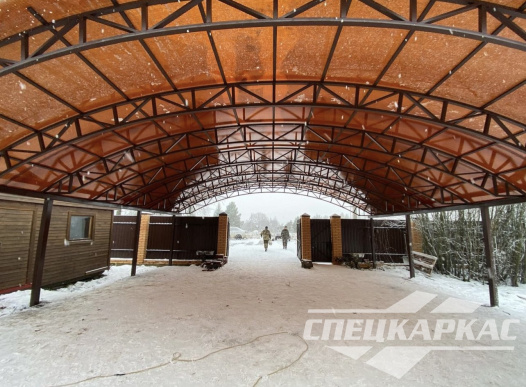Большой, усиленный навес для автомобилей из поликарбоната №60 1661