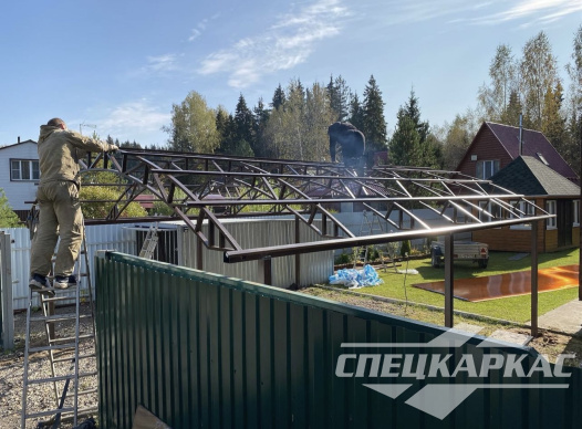 Навес на две машины из поликарбоната №85 1908