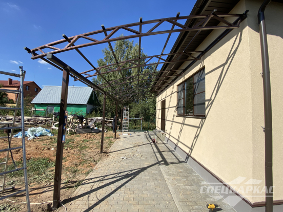 Навес из поликарбоната к дому для террасы №80 4