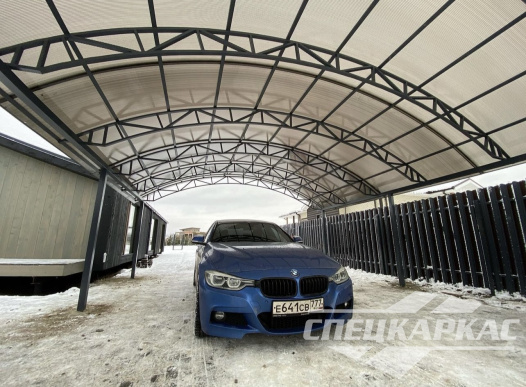 Прочный и просторный навес из поликарбоната для двух автомобилей 7х7 №51 1570