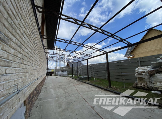 Навес из поликарбоната к дому | Пристенный навес из поликарбоната №2 1069