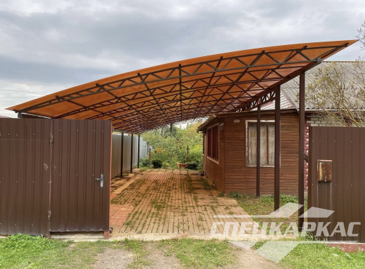 Односкатный навес из поликарбоната для автомобилей №95 2010