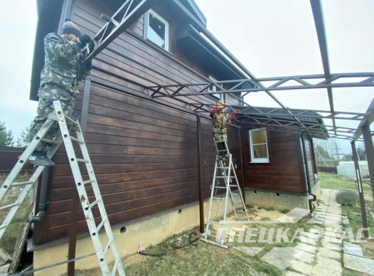 Навес примыкающий к дому для парковки одного автомобиля №69 1749