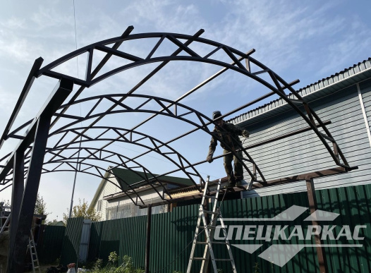 Навес из поликарбоната для одного автомобиля №89 1949