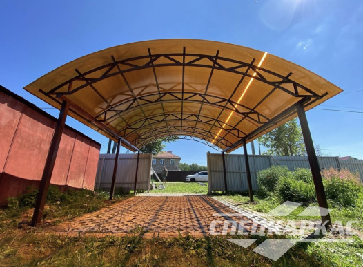 Металлический навес из поликарбоната для машины №16 1226